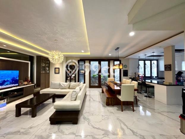 For Sale! Luxury House LT 300m2 Desain Modern di Villa Meruya For Sale! Luxury House LT 300m2 Desain Modern di Villa Meruya