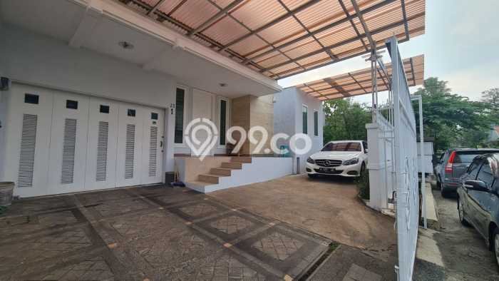 Rumah Luxury Modern Tanpa Renovasi di Intercon Jakarta Barat Rumah Luxury Modern Tanpa Renovasi di Intercon Jakarta Barat