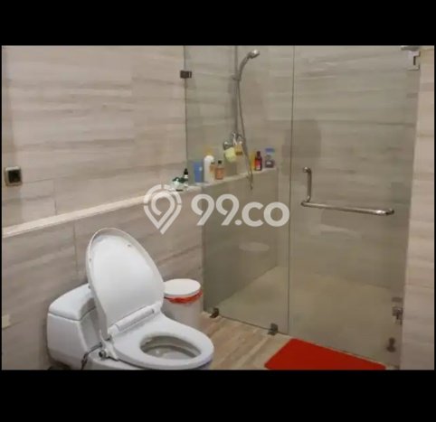 Rumah Elit Modern Tanpa Renovasi di Meruya Jakarta Barat Rumah Elit Modern Tanpa Renovasi di Meruya Jakarta Barat