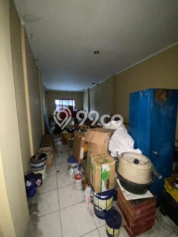 For Sale! Luxury House LT 176m2 Desain Elegan di Taman Surya For Sale! Luxury House LT 176m2 Desain Elegan di Taman Surya