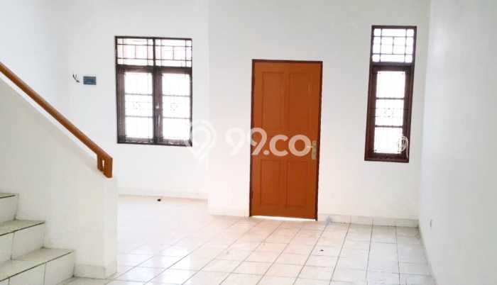 Dijual Hunian Rumah Nyaman 3 KT di Taman Palem, Jakarta Barat Dijual Hunian Rumah Nyaman 3 KT di Taman Palem, Jakarta Barat