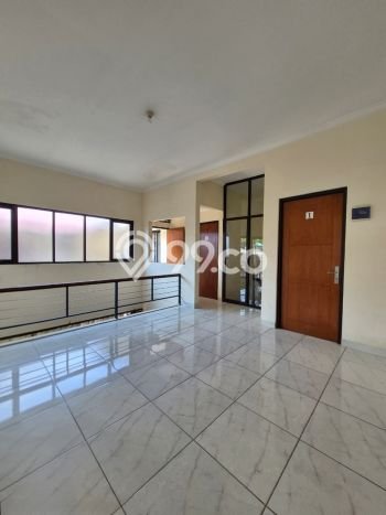 Rumah Luxury Modern Tanpa Renovasi di Sektor 5 - Bintaro Tangerang Selatan Rumah Luxury Modern Tanpa Renovasi di Sektor 5 - Bintaro Tangerang Selatan