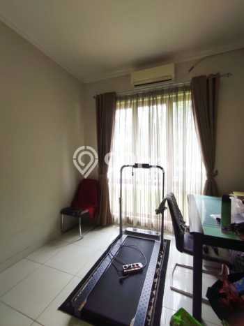 For Sale! Luxury House LT 224m2 Desain Elegan di Sektor 9-Bintaro For Sale! Luxury House LT 224m2 Desain Elegan di Sektor 9-Bintaro