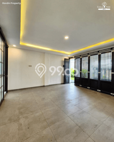 Hunian Mewah LB 300m2 Siap Huni Desain Elegan di Sektor 9-Bintaro, Tangerang Selatan Hunian Mewah LB 300m2 Siap Huni Desain Elegan di Sektor 9-Bintaro, Tangerang Selatan