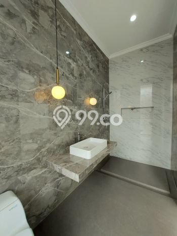 Ready to Use! Luxury House LT 135m2 Desain Elegan di Sektor 9-Bintaro Ready to Use! Luxury House LT 135m2 Desain Elegan di Sektor 9-Bintaro