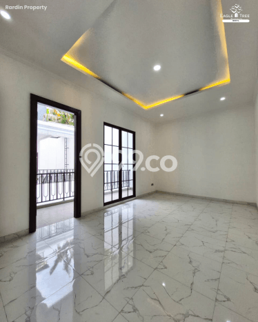 Hunian Mewah LB 300m2 Siap Huni Desain Elegan di Sektor 9-Bintaro, Tangerang Selatan Hunian Mewah LB 300m2 Siap Huni Desain Elegan di Sektor 9-Bintaro, Tangerang Selatan
