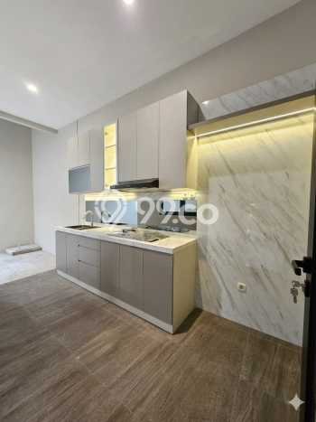 Siap Huni Rumah Mewah 4 Kamar di Kelapa Gading Dekat ke Mana Saja Siap Huni Rumah Mewah 4 Kamar di Kelapa Gading Dekat ke Mana Saja