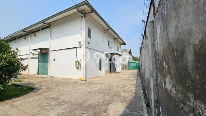Dijual Pabrik Kawasan Kalideres, Luas 1200m2m², Area Komersial Dijual Pabrik Kawasan Kalideres, Luas 1200m2m², Area Komersial