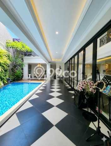 Ready to Use! Premium House LT 650m2 Desain Modern di Pondok Indah Ready to Use! Premium House LT 650m2 Desain Modern di Pondok Indah