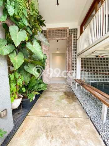 Rumah Elit Modern Tanpa Renovasi di Kayu Putih Jakarta Timur Rumah Elit Modern Tanpa Renovasi di Kayu Putih Jakarta Timur
