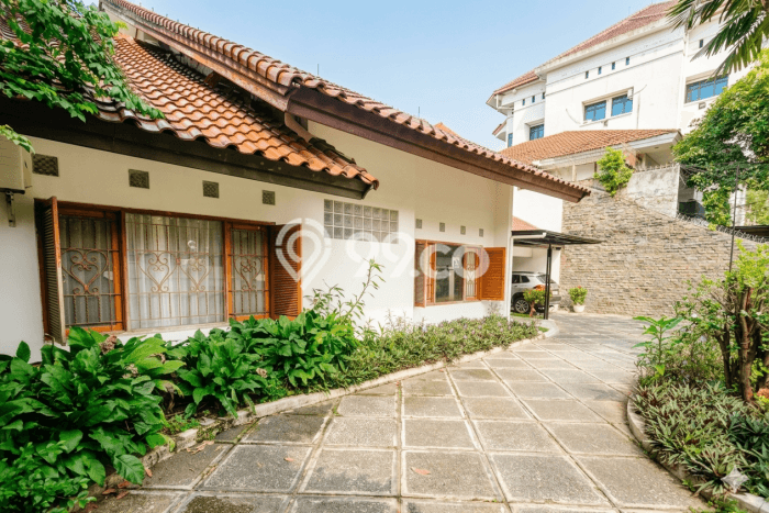 Hunian Eksklusif Siap Huni LT 690m2 di Kebayoran Baru, Jakarta Selatan Hunian Eksklusif Siap Huni LT 690m2 di Kebayoran Baru, Jakarta Selatan