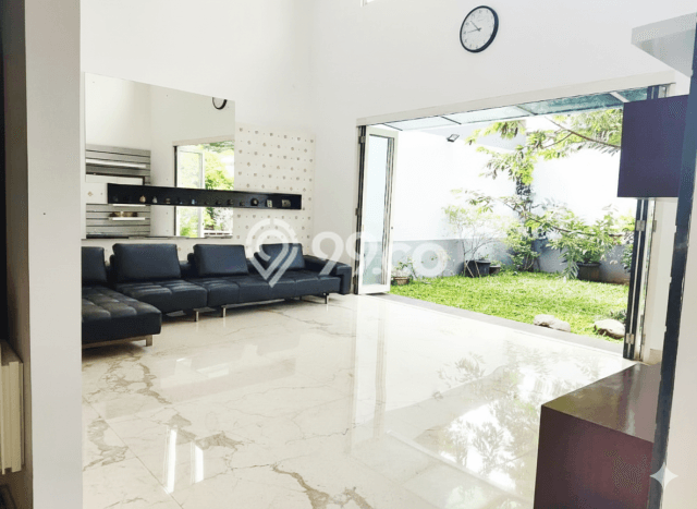 For Sale! Luxury House LT 644m2 Desain Modern di BSD Telaga Golf For Sale! Luxury House LT 644m2 Desain Modern di BSD Telaga Golf