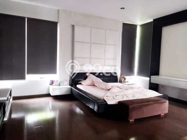 For Sale! Luxury House LT 644m2 Desain Modern di BSD Telaga Golf For Sale! Luxury House LT 644m2 Desain Modern di BSD Telaga Golf