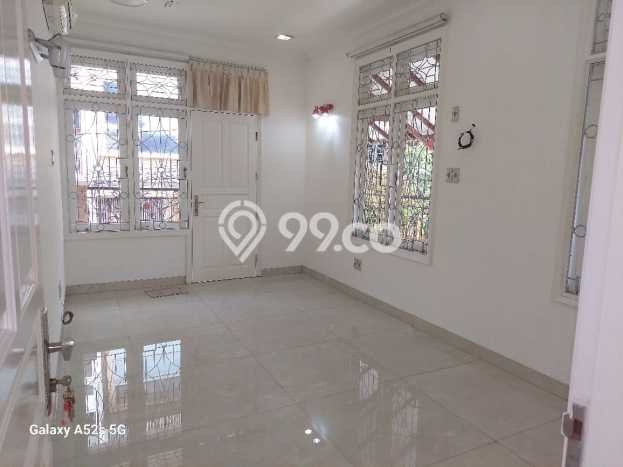 Rumah Elit Modern Siap Huni di Tanjung Duren Jakarta Barat Rumah Elit Modern Siap Huni di Tanjung Duren Jakarta Barat