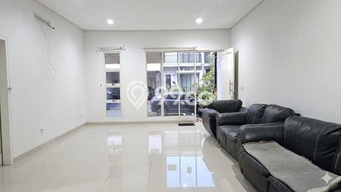 Rumah Luxury Modern Siap Huni di BSD Residence One Tangerang Rumah Luxury Modern Siap Huni di BSD Residence One Tangerang