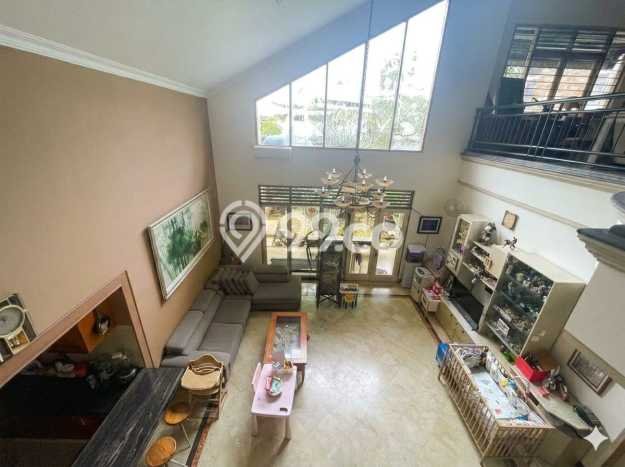 Hunian Eksklusif Siap Huni LT 818m2 di Kebon Jeruk, Jakarta Barat Hunian Eksklusif Siap Huni LT 818m2 di Kebon Jeruk, Jakarta Barat