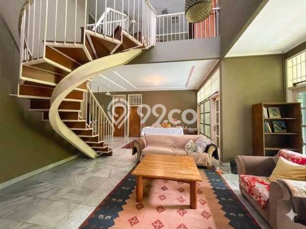 Jual Rumah Mewah Megah Dengan View Eksklusif di Pondok Labu, Jakarta Selatan Jual Rumah Mewah Megah Dengan View Eksklusif di Pondok Labu, Jakarta Selatan