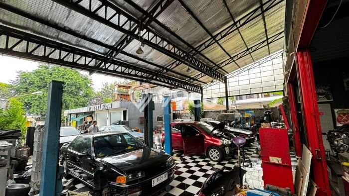 Jarang Ada! Tanah di Pasar Minggu Punya Luas 1100m2 SHM Jarang Ada! Tanah di Pasar Minggu Punya Luas 1100m2 SHM