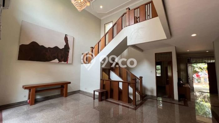 Hunian Mewah LB 250m2 Siap Huni Desain Elegan di Lippo Karawaci, Tangerang Hunian Mewah LB 250m2 Siap Huni Desain Elegan di Lippo Karawaci, Tangerang
