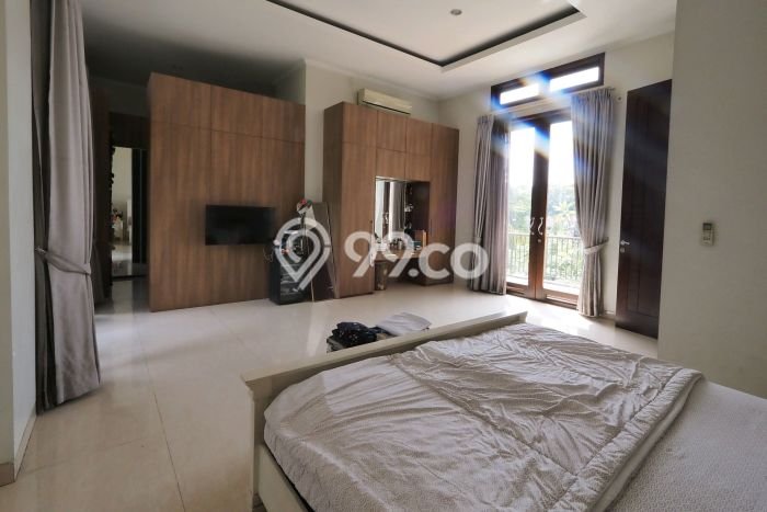 For Sale! Luxury House LT 600m2 Desain Modern di Bintaro For Sale! Luxury House LT 600m2 Desain Modern di Bintaro