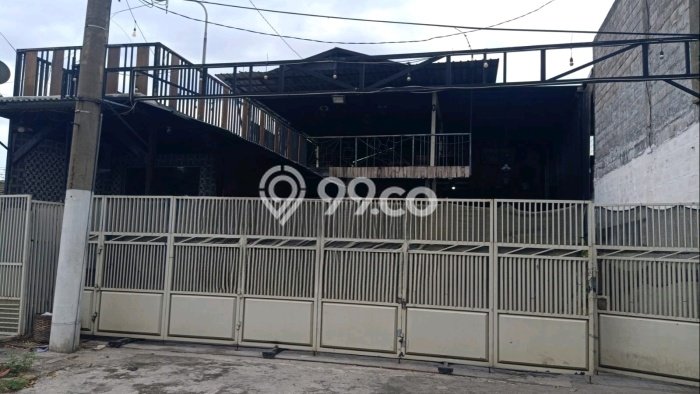 Unit Komersial Dijual di Beji Pasuruan Luas Bangunan 350m2 Unit Komersial Dijual di Beji Pasuruan Luas Bangunan 350m2