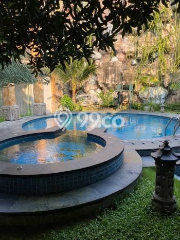 Rumah Area Strategis kawasan Kenjeran, Surabaya, Luas 1002m2m² Bangunan 1200m2m² Rumah Area Strategis kawasan Kenjeran, Surabaya, Luas 1002m2m² Bangunan 1200m2m²