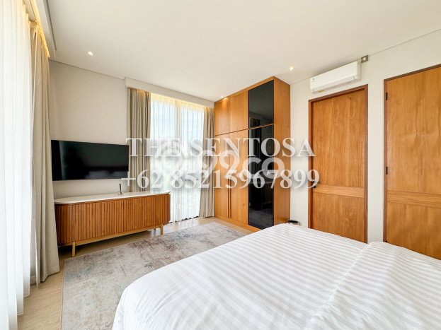 Vila Kawasan , Dimensi 250m2m², Dekat dengan transportasi umum Vila Kawasan , Dimensi 250m2m², Dekat dengan transportasi umum
