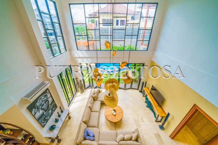 Rumah Bagus di , Badung, Luas 500m2m² Bangunan 500m2m² HARGA MENARIK! Rumah Bagus di , Badung, Luas 500m2m² Bangunan 500m2m² HARGA MENARIK!