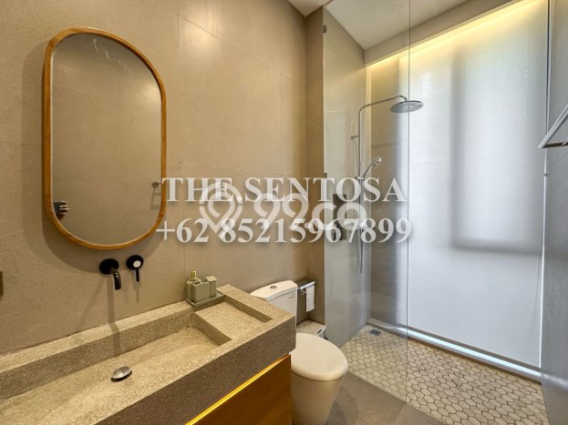 Vila Kawasan , Dimensi 250m2m², Dekat dengan transportasi umum Vila Kawasan , Dimensi 250m2m², Dekat dengan transportasi umum