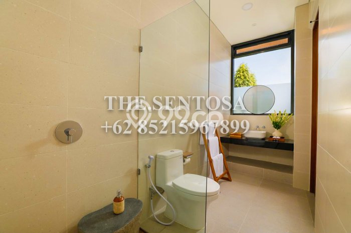 Vila Premium Kawasan , Ukuran 300m2m², Area Nyaman untuk keluarga Vila Premium Kawasan , Ukuran 300m2m², Area Nyaman untuk keluarga