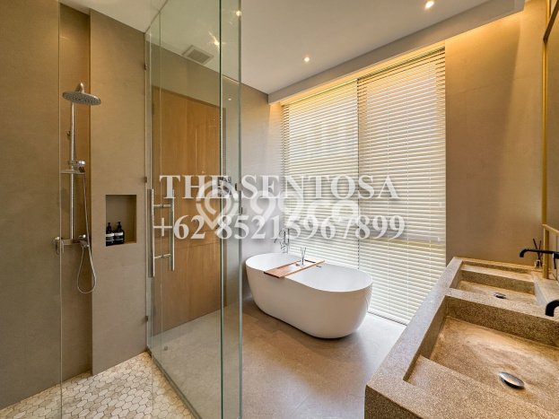 Vila Kawasan , Dimensi 250m2m², Dekat dengan transportasi umum Vila Kawasan , Dimensi 250m2m², Dekat dengan transportasi umum