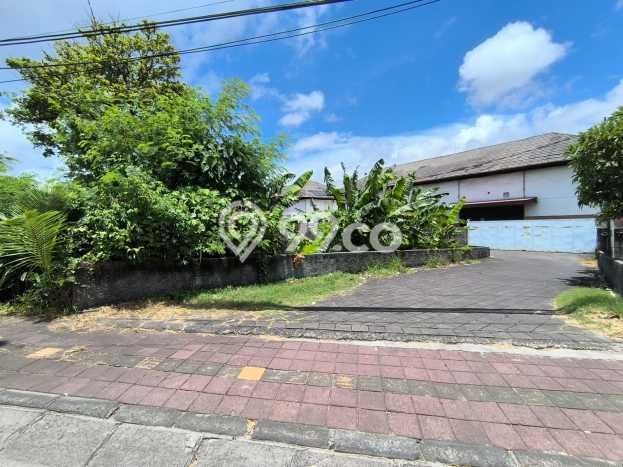 Tanah Dijual Lokasi Strategis di Denpasar dengan Luas 2200m2 Tanah Dijual Lokasi Strategis di Denpasar dengan Luas 2200m2