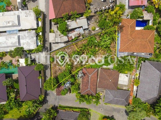 Tanah Area Berkembang di , Luas 328m2m², Cocok untuk Pengembangan Tanah Area Berkembang di , Luas 328m2m², Cocok untuk Pengembangan