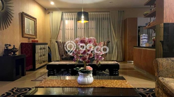 Hunian Elit LB 57500m2 Siap Huni Desain Elegan di BSD City, Tangerang Hunian Elit LB 57500m2 Siap Huni Desain Elegan di BSD City, Tangerang