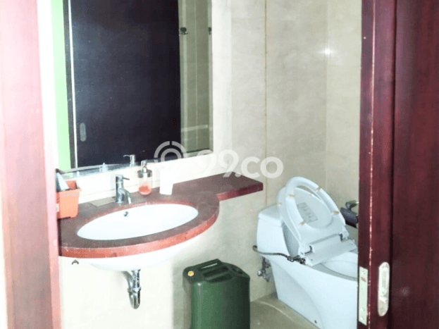 Apartemen Disewakan 3 Kamar Murah Siap Huni di Jakarta Selatan, Luas 170m2 Apartemen Disewakan 3 Kamar Murah Siap Huni di Jakarta Selatan, Luas 170m2