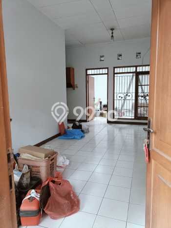 Disewakan! Rumah 2 Kamar Tidur &
2 Kamar Mandi di Taman Kopo Indah, Bandung Disewakan! Rumah 2 Kamar Tidur &
2 Kamar Mandi di Taman Kopo Indah, Bandung