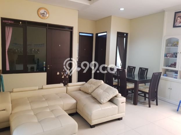 Disewakan! Rumah 3 Kamar Tidur &
3 Kamar Mandi di Singgasana, Bandung Disewakan! Rumah 3 Kamar Tidur &
3 Kamar Mandi di Singgasana, Bandung