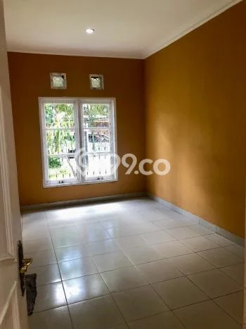 Rumah Mewah Siap Huni LT 300m2 di Batununggal, Bandung Rumah Mewah Siap Huni LT 300m2 di Batununggal, Bandung
