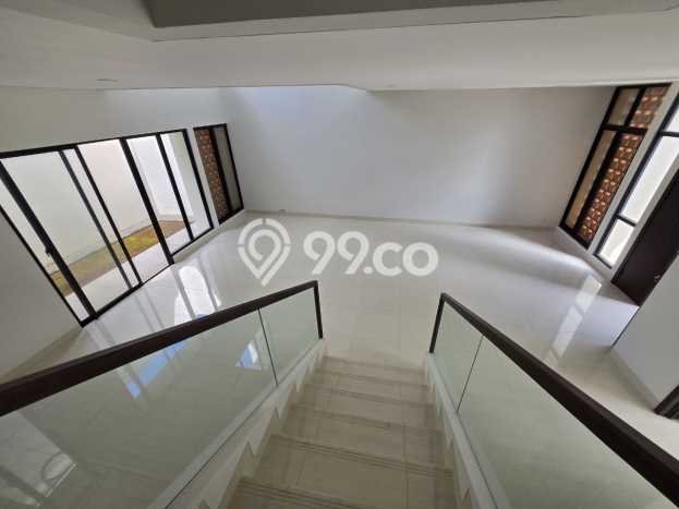 Rumah Mewah LB 253m2 Siap Huni Desain Elegan di Summarecon Bandung, Bandung Rumah Mewah LB 253m2 Siap Huni Desain Elegan di Summarecon Bandung, Bandung