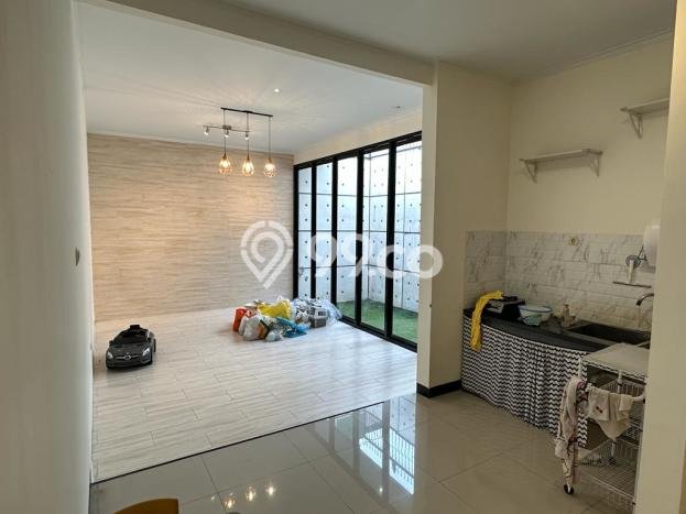 Jarang Ada! Rumah Kontrakan 3 Kamar Nyaman Siap Huni Taman Kopo Indah Jarang Ada! Rumah Kontrakan 3 Kamar Nyaman Siap Huni Taman Kopo Indah