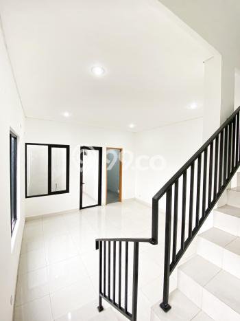 Rumah Nyaman area Awiligar, Bandung, LT 80m² Bangunan 100m² Rumah Nyaman area Awiligar, Bandung, LT 80m² Bangunan 100m²