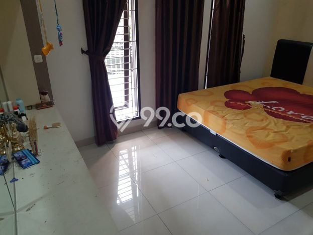 Disewakan! Rumah 3 Kamar Tidur &
3 Kamar Mandi di Singgasana, Bandung Disewakan! Rumah 3 Kamar Tidur &
3 Kamar Mandi di Singgasana, Bandung