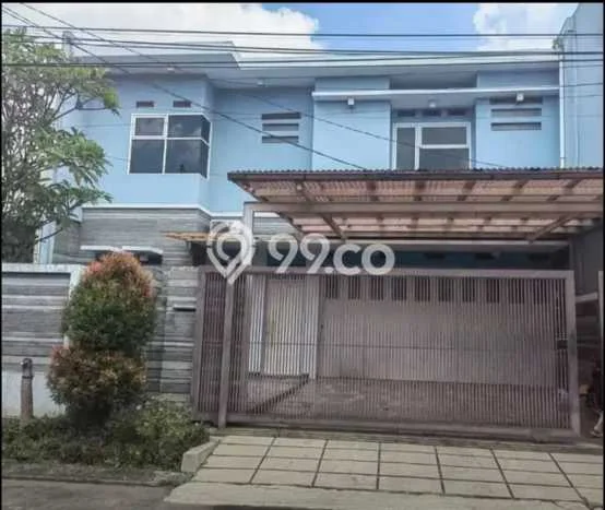 Ready to Use! Luxury House LT 312m2 Desain Modern di Taman Kopo Indah Ready to Use! Luxury House LT 312m2 Desain Modern di Taman Kopo Indah