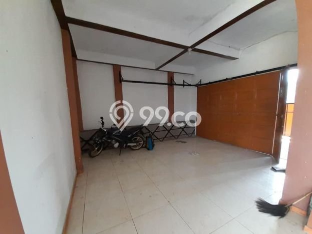 SPECIAL OFFER! Rumah Asri area Ciparay, LT 264m2m² Bangunan 220m2m² SPECIAL OFFER! Rumah Asri area Ciparay, LT 264m2m² Bangunan 220m2m²