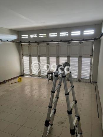 HARGA SPESIAL! Rumah di Kota Baru Parahyangan, Akses ke Fasilitas, 4 KT, Luas 392m² Bangunan 336m² HARGA SPESIAL! Rumah di Kota Baru Parahyangan, Akses ke Fasilitas, 4 KT, Luas 392m² Bangunan 336m²