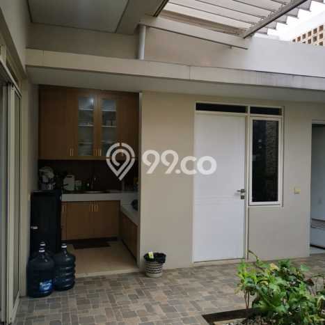 Rumah Elit Modern Siap Huni di Kota Baru Parahyangan Bandung Rumah Elit Modern Siap Huni di Kota Baru Parahyangan Bandung