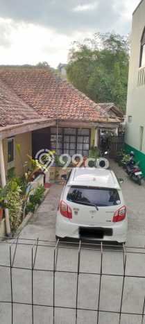 Rumah Lingkungan Nyaman kawasan , Bandung, Luas 438m2m² Bangunan 250m2m² Rumah Lingkungan Nyaman kawasan , Bandung, Luas 438m2m² Bangunan 250m2m²