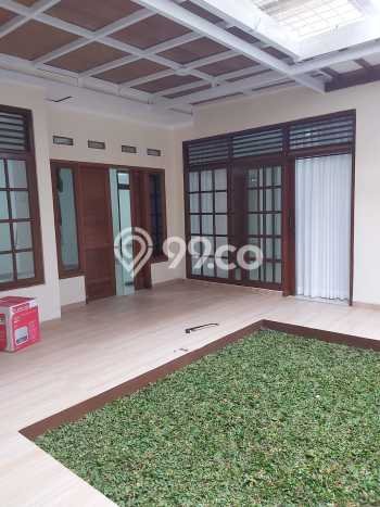 Rumah Disewakan Bandung LT 262m2 LB 265m2 Area Turangga Rumah Disewakan Bandung LT 262m2 LB 265m2 Area Turangga