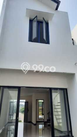 Rumah 3 Kamar di Pinggir Kota Taman Kopo Indah, Bandung - Harga Menarik Rumah 3 Kamar di Pinggir Kota Taman Kopo Indah, Bandung - Harga Menarik