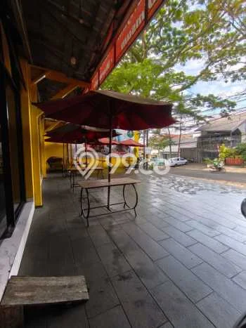 Unit Komersial Disewakan di Dago di Area Ramai & Strategis Unit Komersial Disewakan di Dago di Area Ramai & Strategis